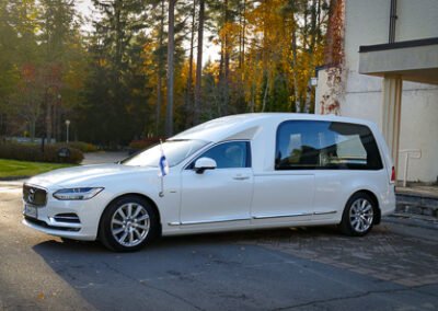 Hautauskuljetusauto